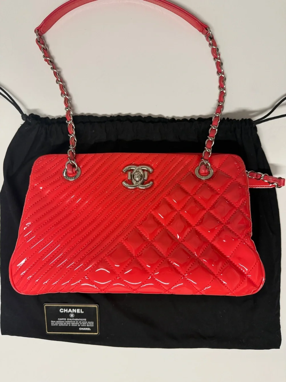 CHANEL Red Quilted Leather Shoulder Bag with Silver CC Hardware